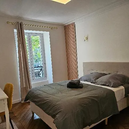 Magnifique , 2 Paris